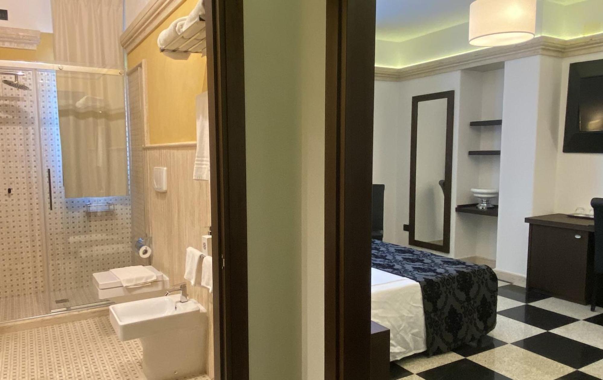 Bhb Hotel 마두리아 외부 사진
