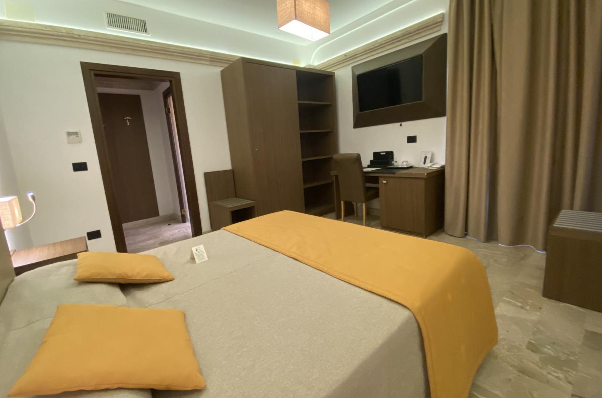 Bhb Hotel 마두리아 객실 사진